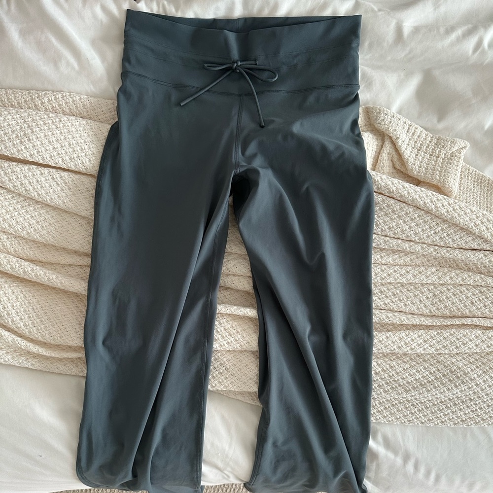 Vuori Wide Leg Leggings